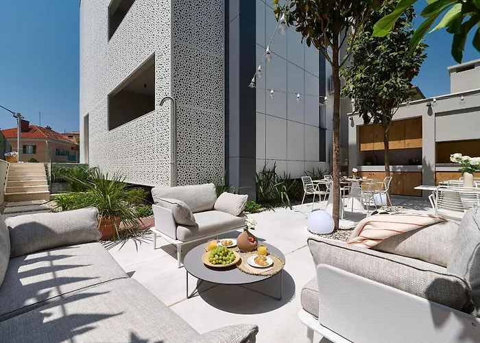 Luxury Mala 公寓 *